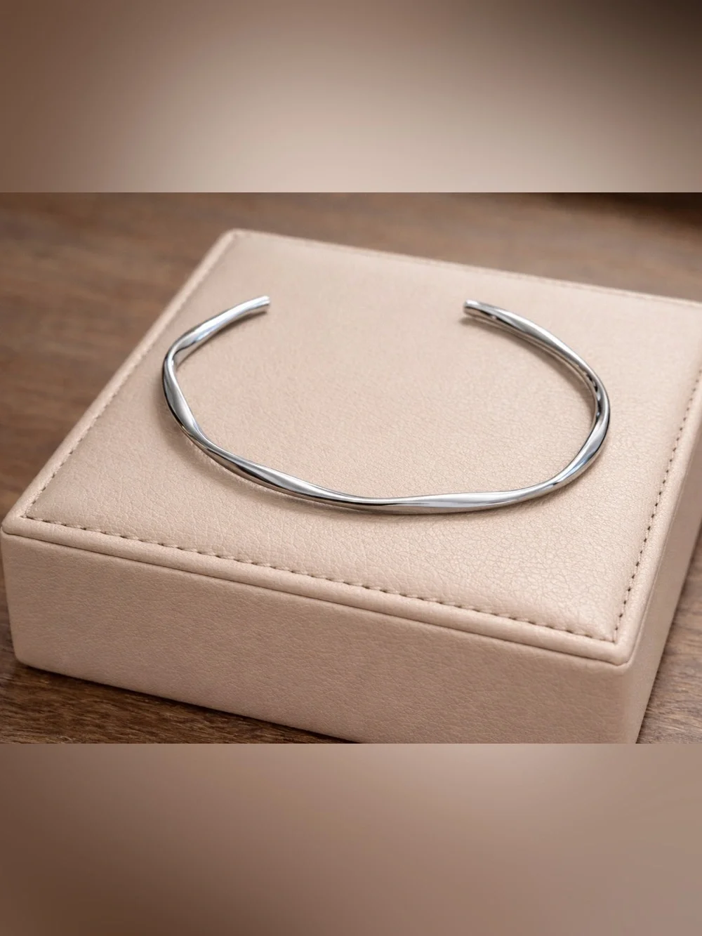 Sterling silver open bangle